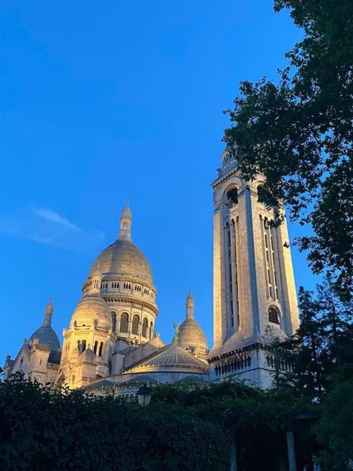 Appartement Montmartre En Rez-de-jardin